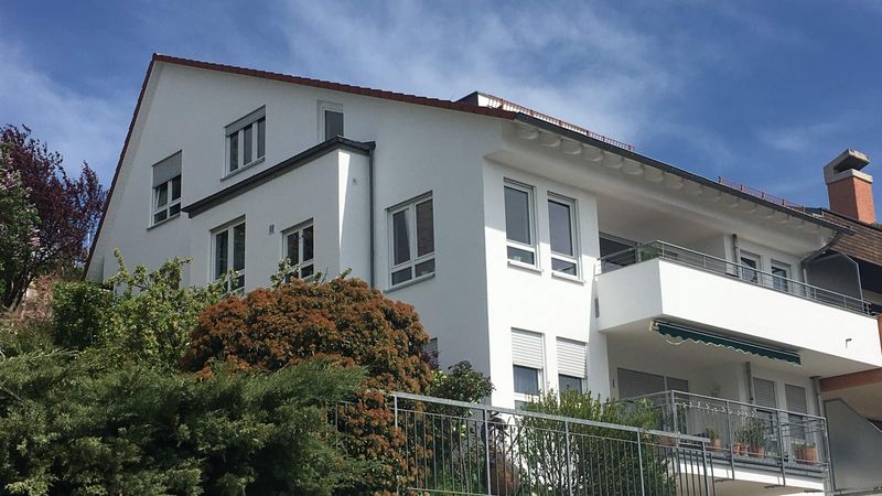 Einzigartige Aussichtslage am Fuße eines Weinbergs in gehobener Lage 4-Zimmer-Wohnung in Grunbach